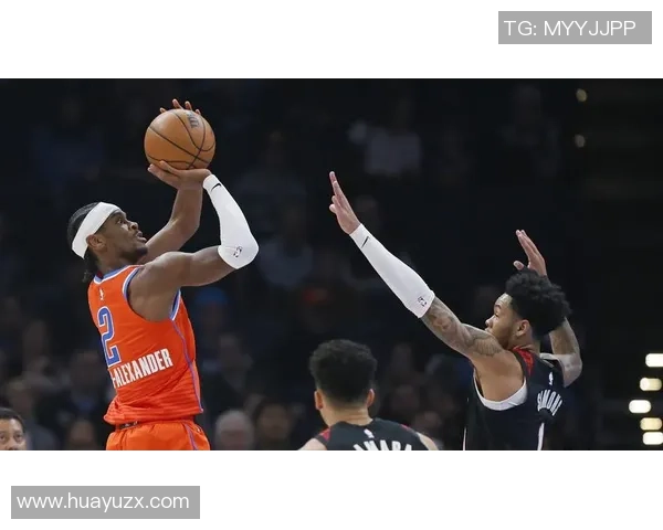 雷霆队与开拓者的激烈对决战报分析及精彩瞬间回顾